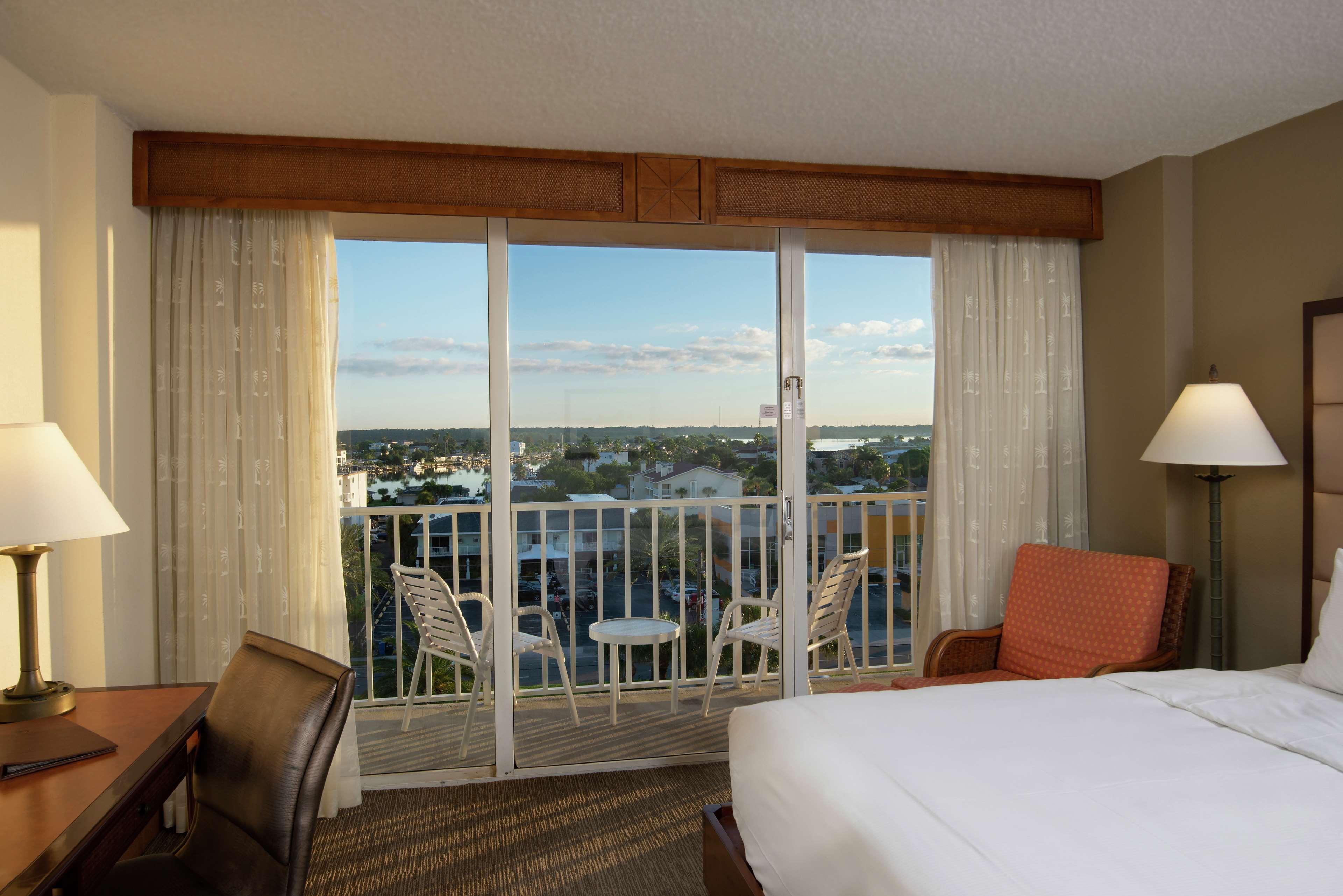 Doubletree Beach Resort By Hilton Tampa Bay - North Redington Beach St. Pete Beach Buitenkant foto